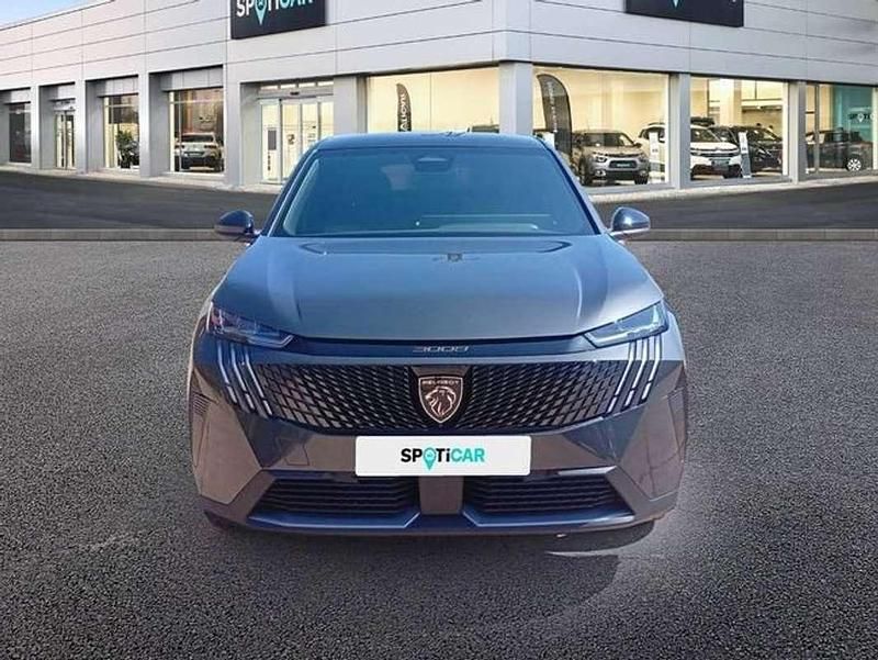 Usado Peugeot 3008 Allure 145 CV (106 kW) 2025 Gris SUV