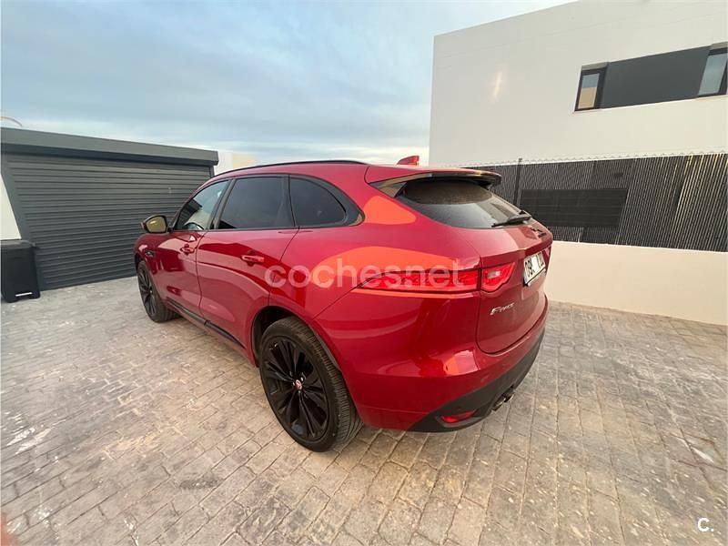 Usado Jaguar F-Pace R-Sport 180 CV (132 kW) 2017 Rojo SUV