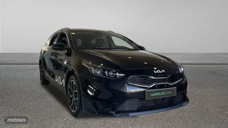 Usado Kia Ceed Sportswagon Style 120 CV (88 kW) 2024 Negro Familiar