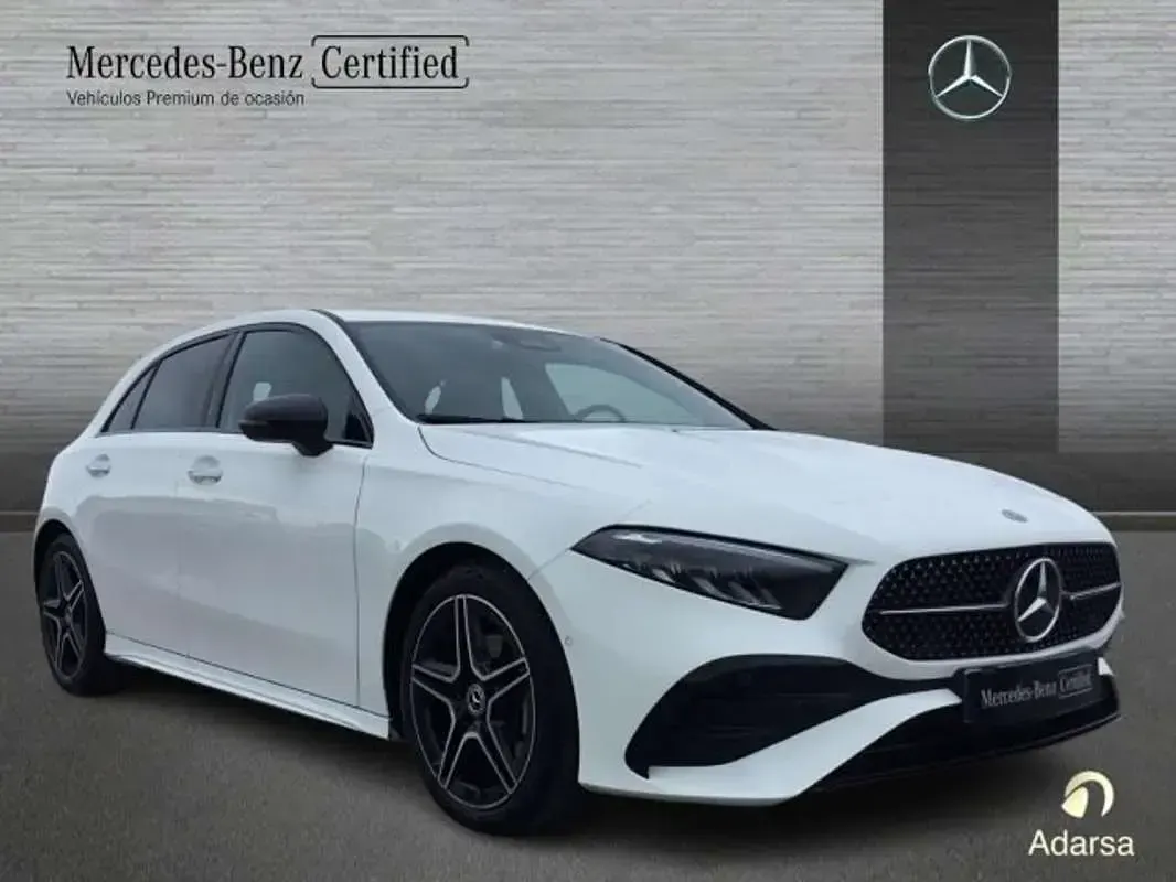 Usado Mercedes A180 116 CV (85 kW) 2025 Berlina