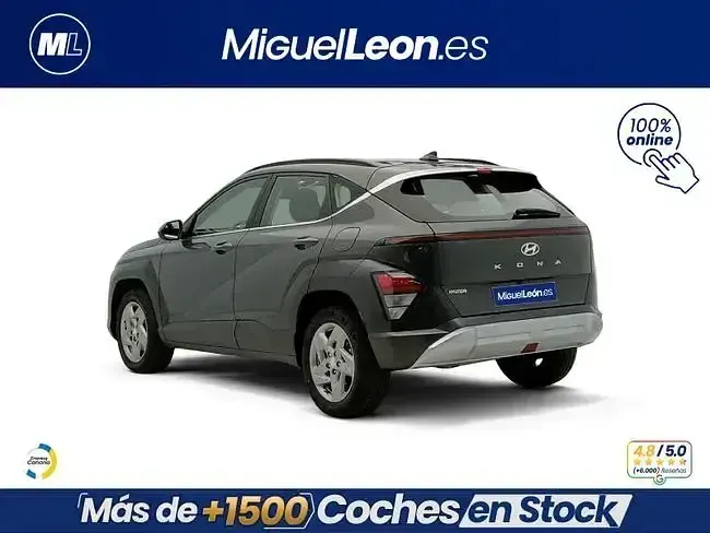 Usado Hyundai Kona 120 CV (88 kW) 2024 Gris SUV