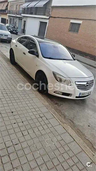 Usado Opel Insignia Excellence 195 CV (143 kW) 2012 Blanco Berlina