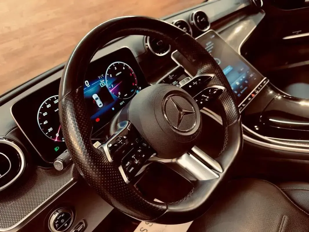 Usado Mercedes C220 200 CV (147 kW) 2022 Gris Berlina