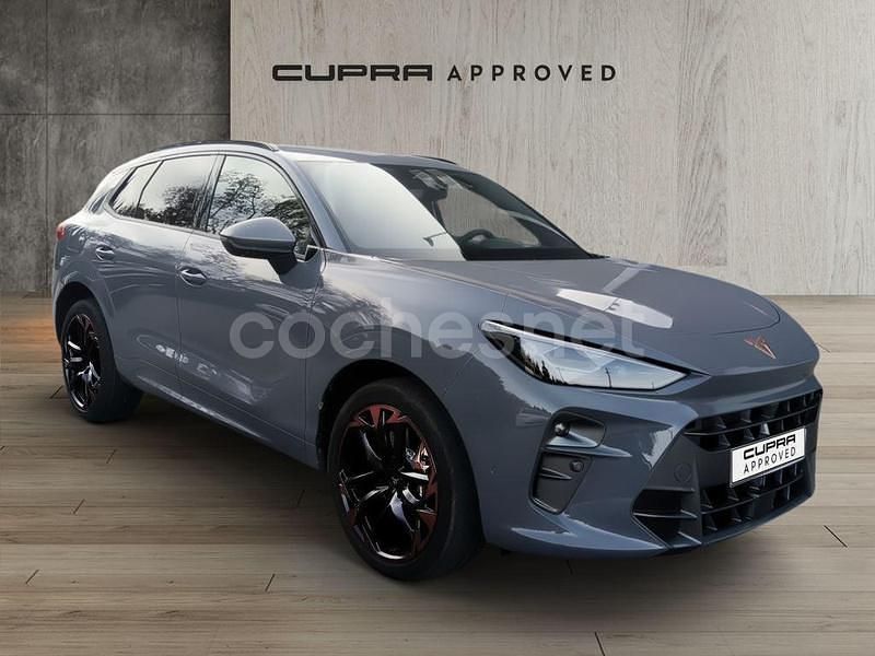 Gris / plata Usado 2024 Cupra Terramar VZ SUV | 53.900 € (Caro) - Imagen 1/4