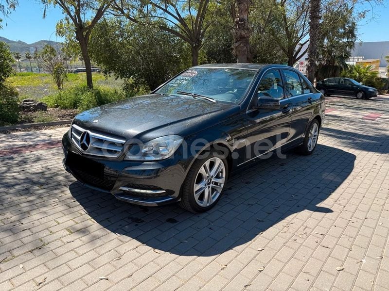 Gris / plata Usado 2012 Mercedes C220 Avantgarde Berlina | 14.500 € (Un poco caro) - Imagen 1/4