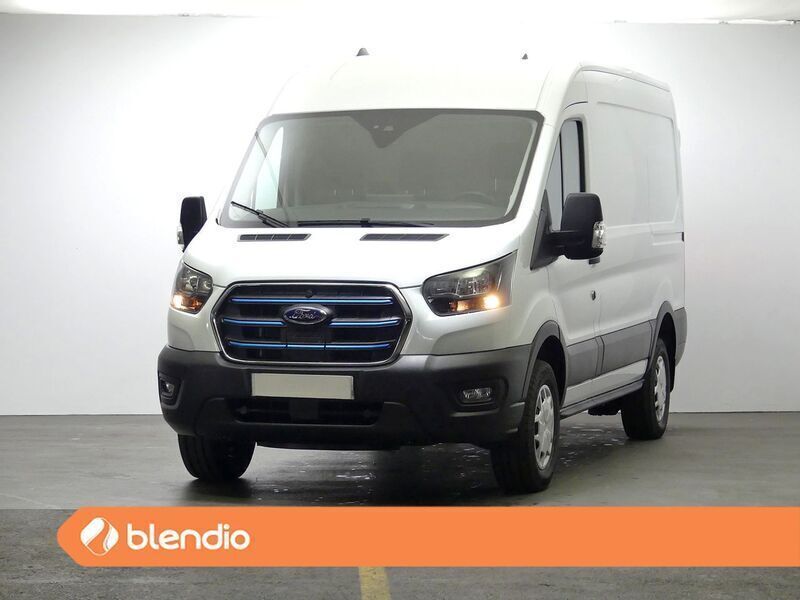 Blanco Usado 2022 Ford Transit Trend Monovolumen | 60.950 € - Imagen 1/4