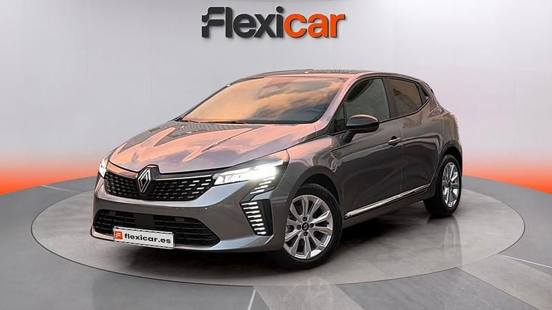 Käytetty Renault Clio V Evolution 101 HP (74 kW) 2025 Harmaa Viistoperä