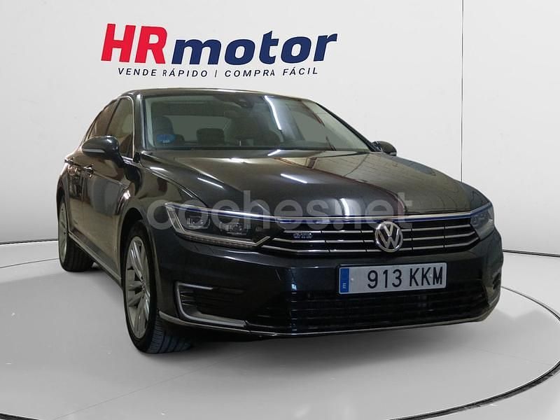 Negro Usado 2018 VW Passat GTE Berlina | 17.940 € (Precio justo) - Imagen 1/4