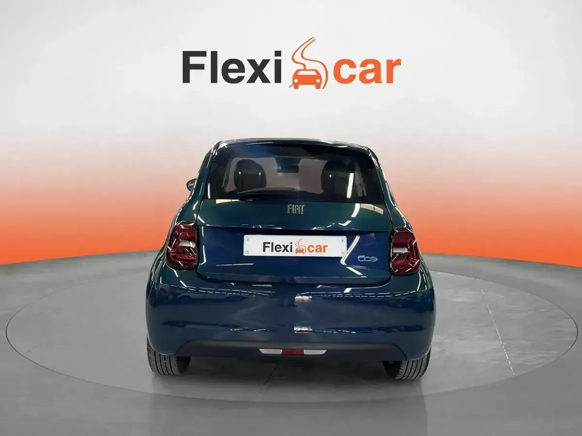 Usado Fiat 500e Icon 86 kW (118 CV) 2022 Gris Berlina
