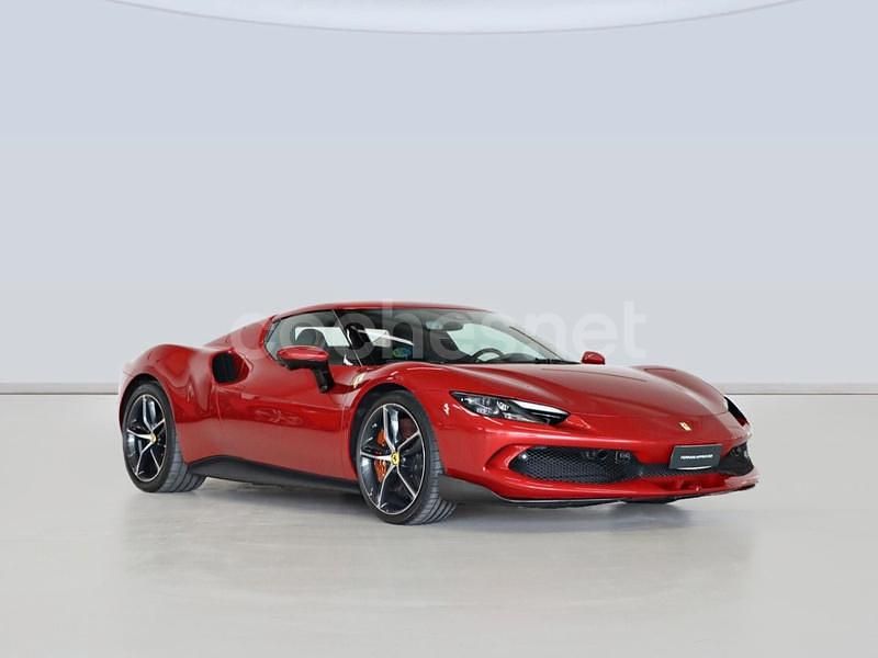 Usado Ferrari 296 830 CV (610 kW) 2022 Rosso imola Coupe