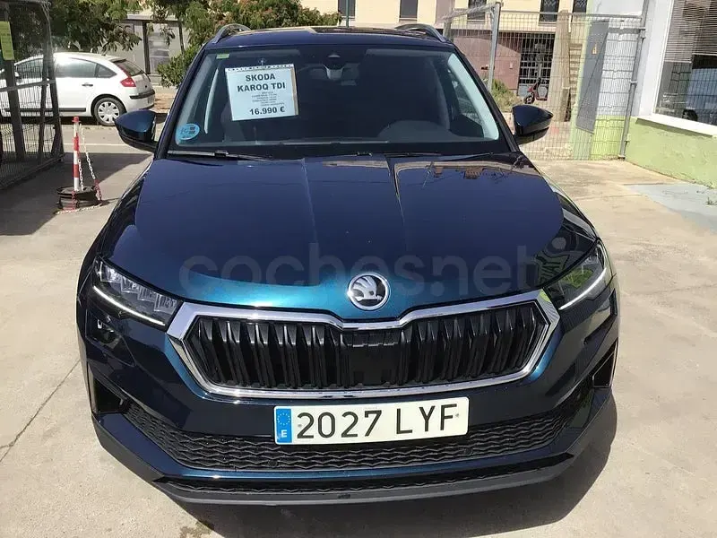 Usado Skoda Karoq Ambition 115 CV (84 kW) 2022 Verde SUV
