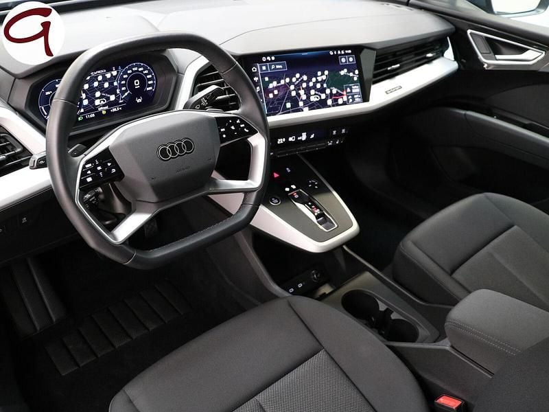 Usado Audi Q4 e-tron Advanced Plus 150 kW (204 CV) 2023 Gris SUV
