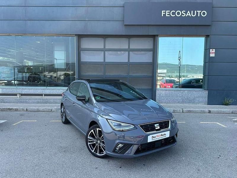 Gris Usado 2024 Seat Ibiza FR Utilitario | 21.490 € (Precio justo) - Imagen 1/4
