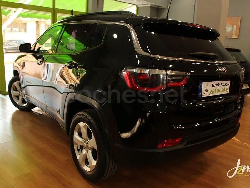 Usado Jeep Compass Longitude 120 CV (88 kW) 2017 Negro SUV