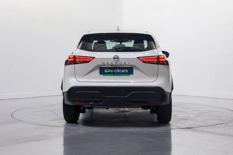 Usado Nissan Qashqai Acenta 158 CV (116 kW) 2021 Blanco SUV