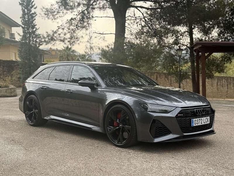 Używany Audi RS6 600 KM (441 kW) 2019 Szary Kombi