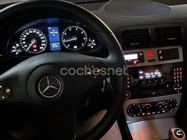 Usado Mercedes CLC180 143 CV (105 kW) 2008 Negro Utilitario