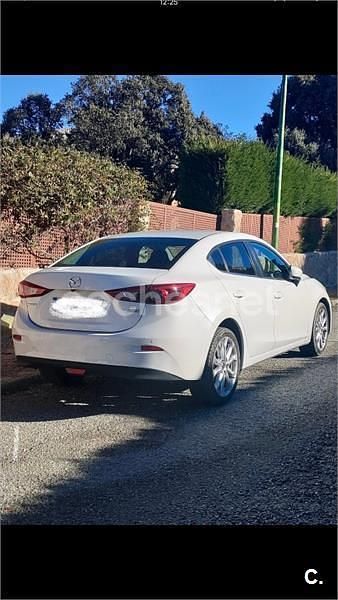 Usado Mazda 3 Luxury 150 CV (110 kW) 2016 Blanco Berlina