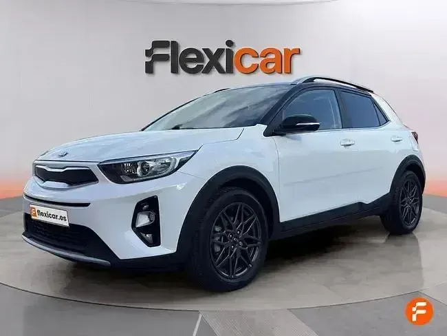 Usado Kia Stonic 100 CV (73 kW) 2020 Blanco SUV