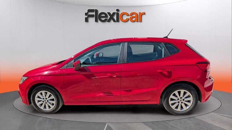 Usado Seat Ibiza Style 116 CV (85 kW) 2023 Rojo Utilitario