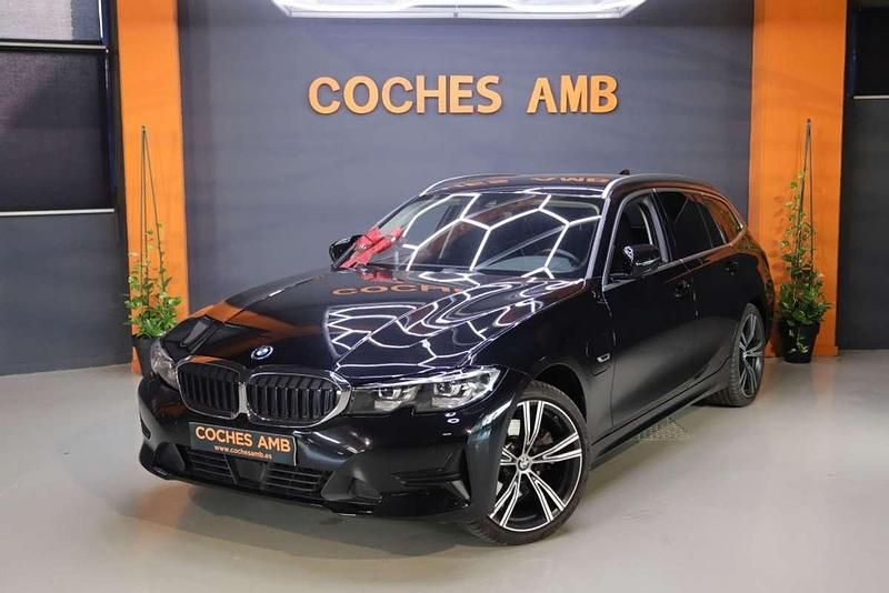 Negro Usado 2022 BMW 320e Familiar | 23.950 € (Super precio) - Imagen 1/4