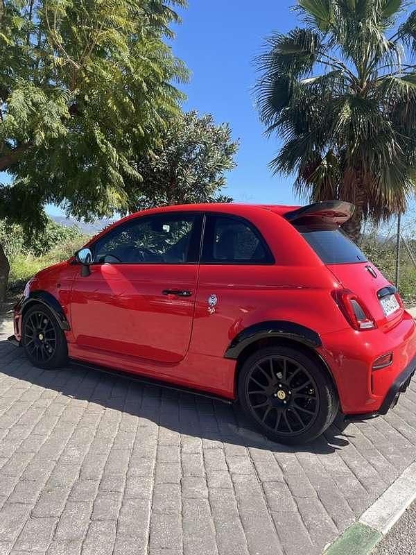 Usado Abarth 595 Pista 165 CV (121 kW) 2020 Rojo Utilitario