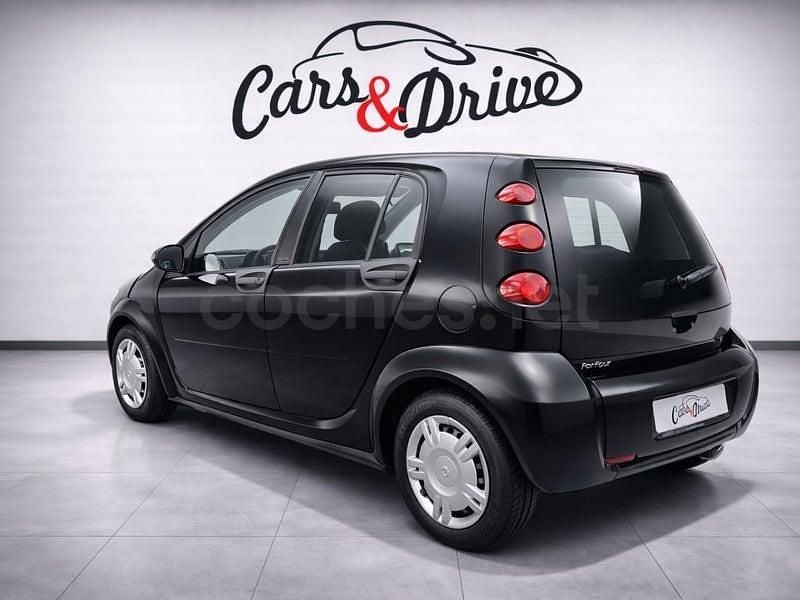Usado Smart ForFour Passion 75 CV (55 kW) 2006 Negro Utilitario