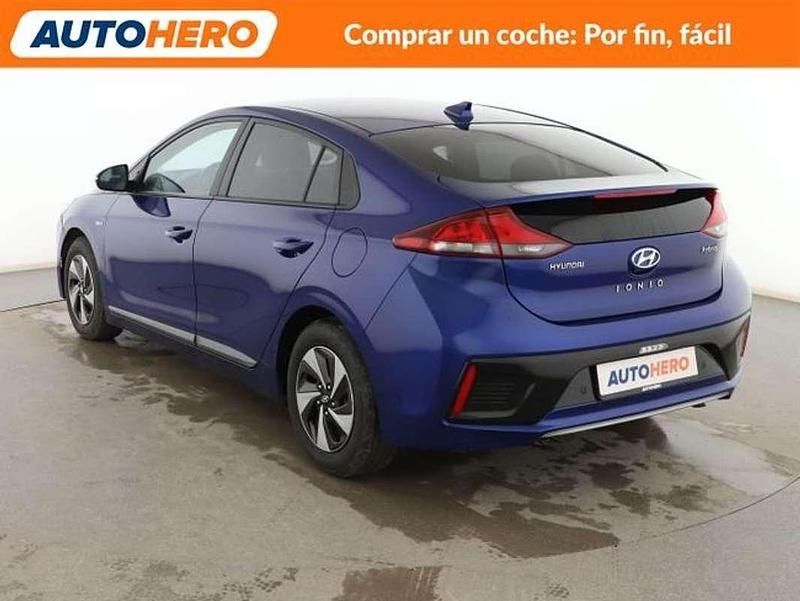 Usado Hyundai Ioniq 141 CV (103 kW) 2019 Azul Utilitario