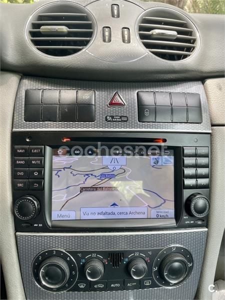 Usado Mercedes CLK270 Avantgarde 170 CV (125 kW) 2005 Gris / plata Coupe