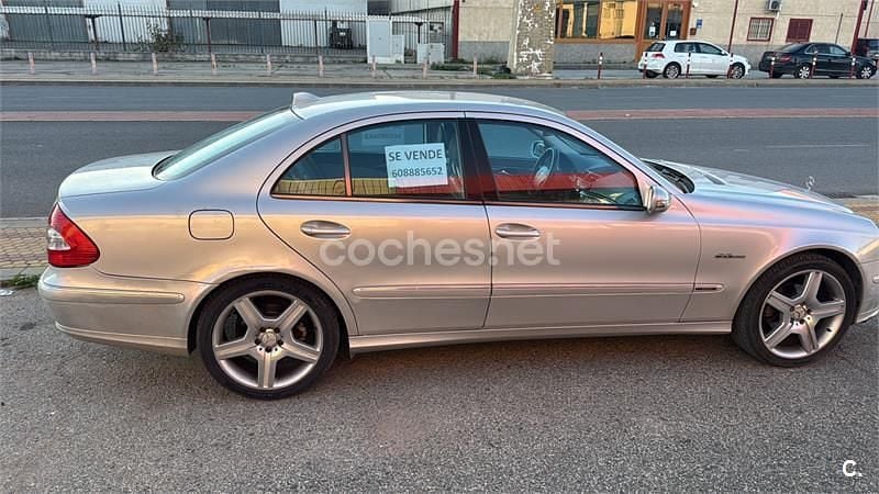 Käytetty Mercedes E320 Elegance 224 HP (164 kW) 2003 Harmaa Sedan
