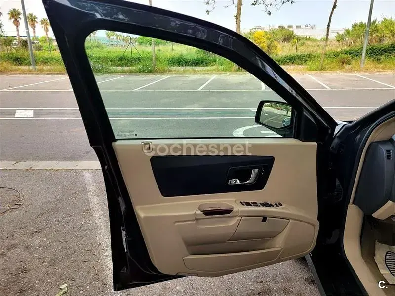 Usado Cadillac SRX 258 CV (189 kW) 2007 Negro SUV