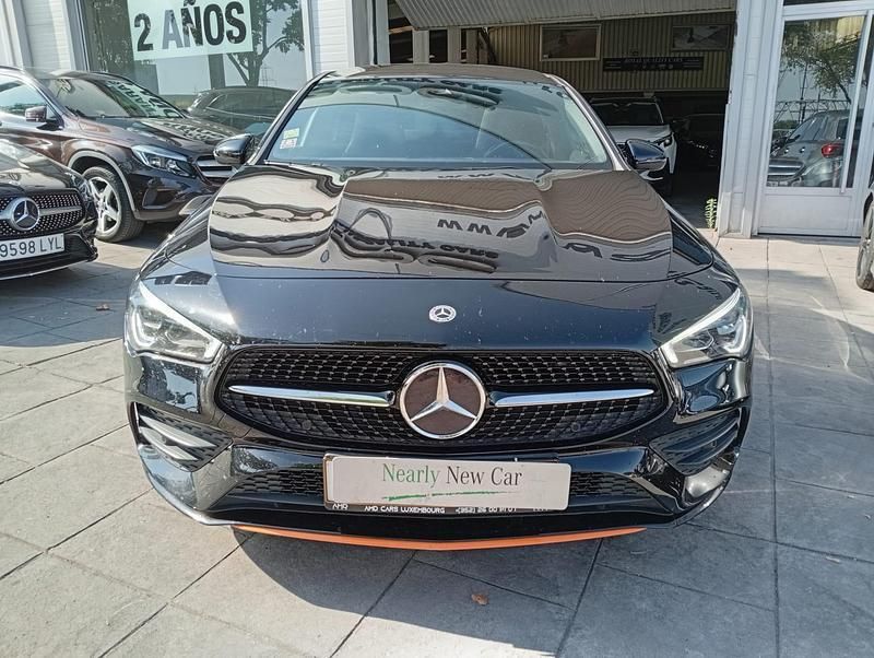 Usado Mercedes CLA180 Edition 1 116 CV (85 kW) 2019 Negro Berlina