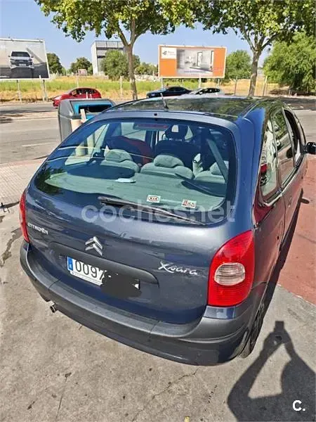 Usado Citroën Xsara Picasso 95 CV (69 kW) 2006 Negro Monovolumen