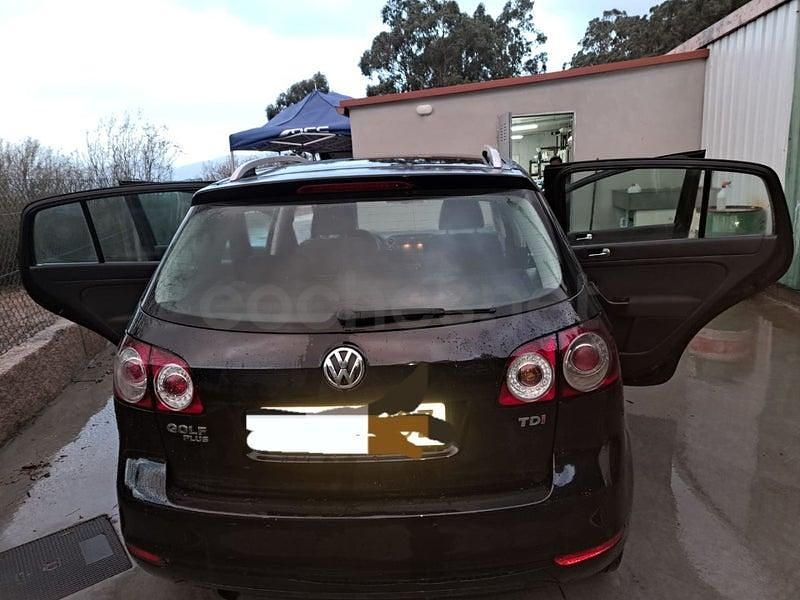 Usado VW Golf Plus Cross Advance 105 CV (77 kW) 2011 Negro Monovolumen