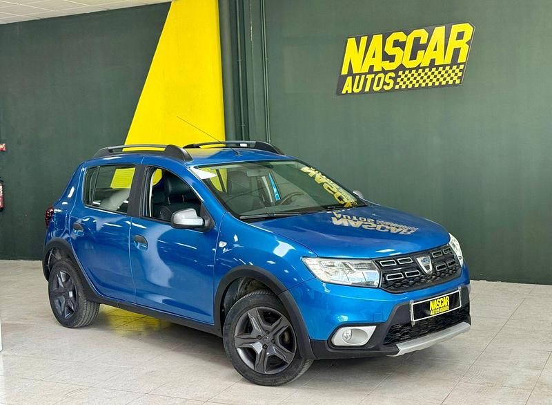 Azul Usado 2018 Dacia Sandero Utilitario | 10.900 € (Precio justo) - Imagen 1/4