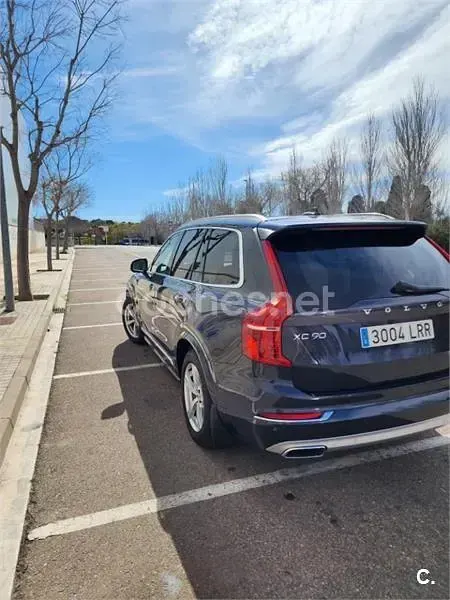 Usado Volvo XC90 Momentum 235 CV (172 kW) 2018 Negro SUV