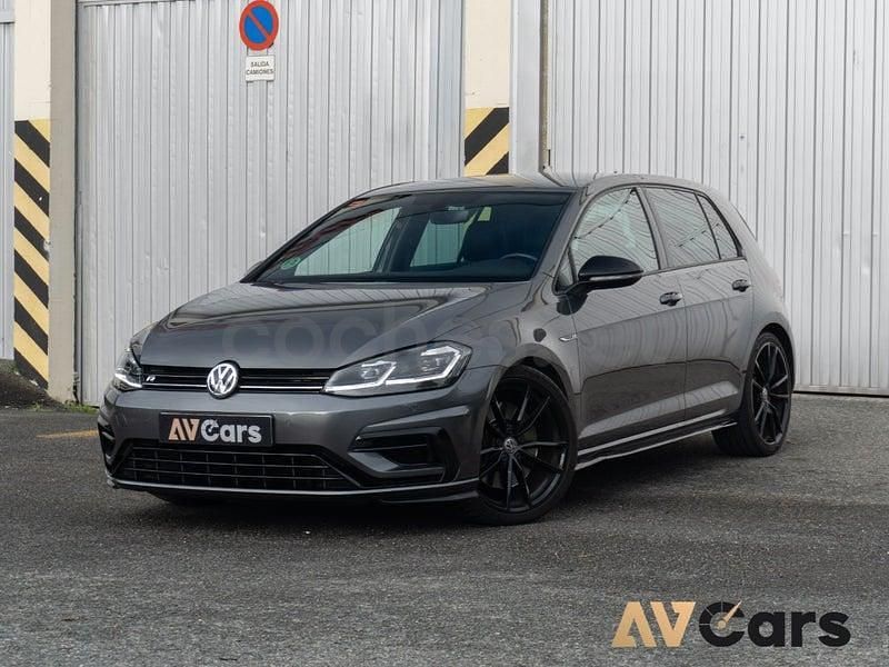 Usado VW Golf VII R 310 CV (228 kW) 2017 Gris / plata Berlina