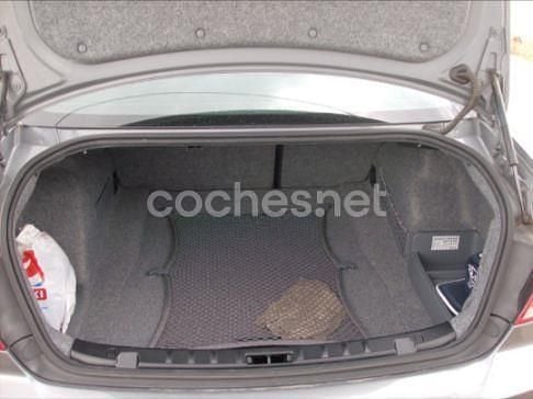 Gris / plata Usado 2010 BMW 320 Coupe | 13.900 € (Un poco caro) - Imagen 1/4