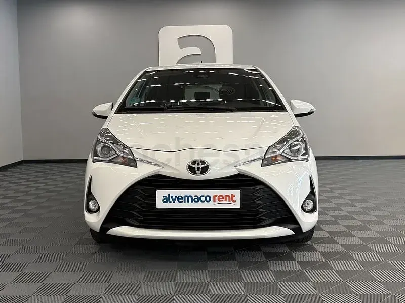 Usado Toyota Yaris 111 CV (81 kW) 2020 Blanco Berlina