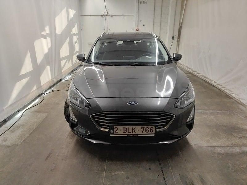Usado Ford Focus Active 120 CV (88 kW) 2022 Gris / plata Familiar