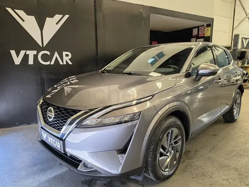 Usado Nissan Qashqai Tekna 140 CV (102 kW) 2022 Gris / plata SUV