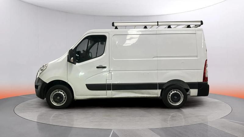 Usado Renault Master 110 CV (80 kW) 2019 Blanco Berlina