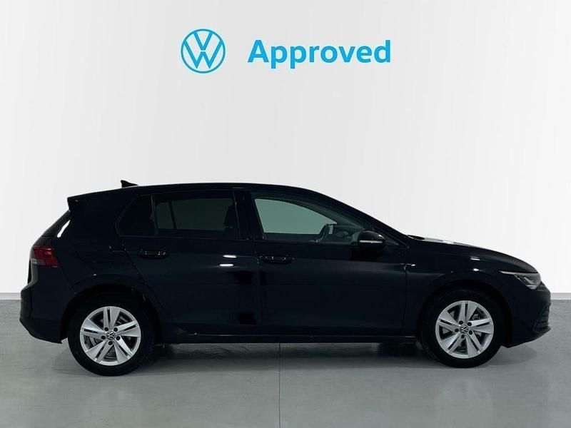 Usado VW Golf VIII Life 131 CV (96 kW) 2024 Negro