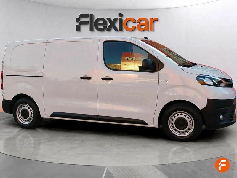 Usado Toyota Proace City City 120 CV (88 kW) 2023 Blanco Monovolumen