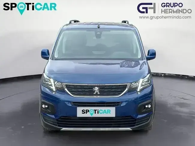 Käytetty Peugeot Rifter Allure 130 HP (95 kW) 2021 Sininen Tila-auto
