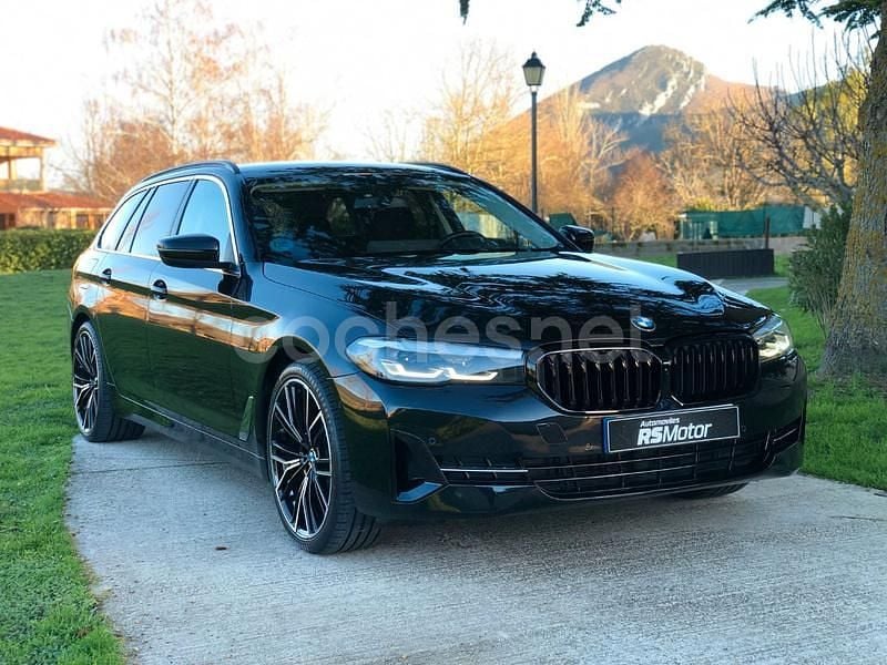Usado BMW 520 Comfort Edition 190 CV (139 kW) 2023 Negro Familiar