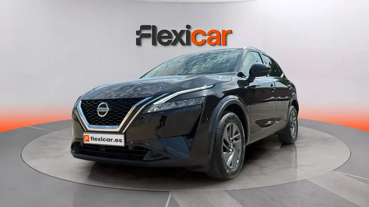 Usado Nissan Qashqai Acenta 140 CV (102 kW) 2022 Gris SUV