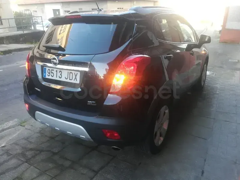 Usado Opel Mokka Excellence 136 CV (100 kW) 2015 Negro SUV