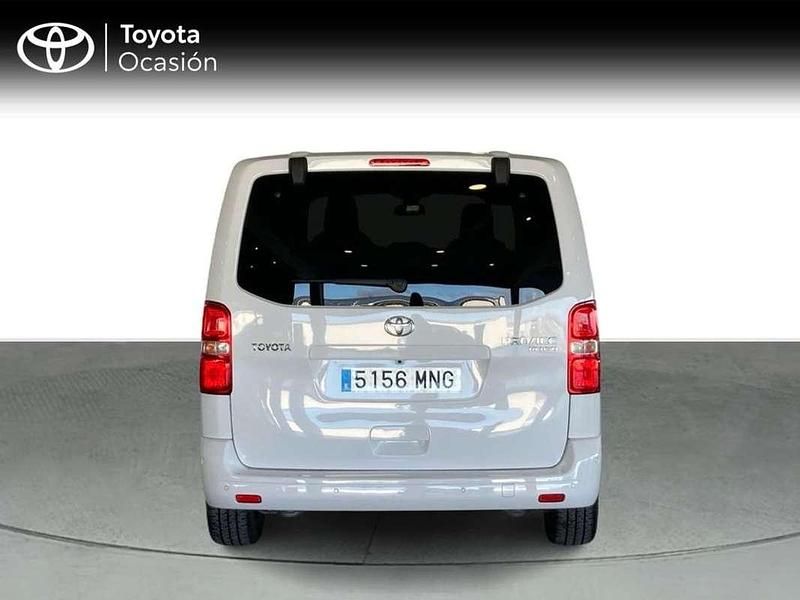 Usado Toyota Proace Advance 147 CV (108 kW) 2024 Blanco Monovolumen