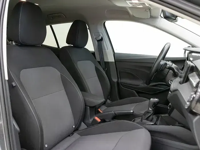 Usado Skoda Fabia Selection 115 CV (84 kW) 2025 Blanco Utilitario